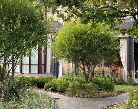 Ландшафтный дизайн частных садов: создаем пространство для жизни вашей семьи