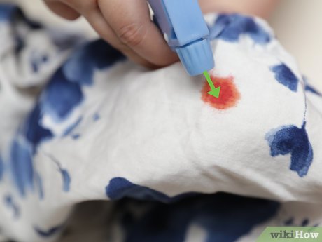 Step 3 Нанесите на пятно. 