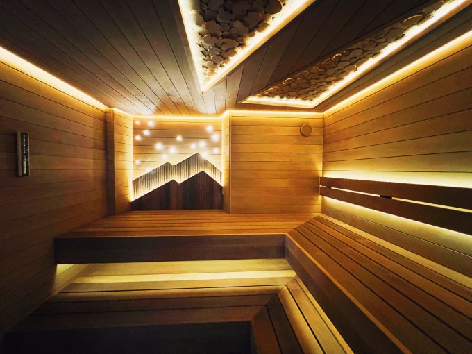 Улучшенный двухместный номер со спа-бассейном и террасой